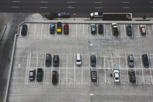 Quelle est la meilleure méthode d'analyse pour un investissement dans un parking souterrain ?
